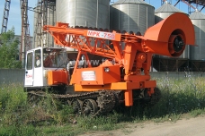 Буровая установка МРК-750 на базе трактора ТСН-4